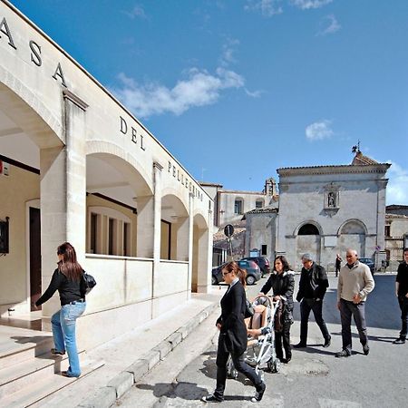 Albergo Casa Del Pellegrino Monte Sant'Angelo Ngoại thất bức ảnh